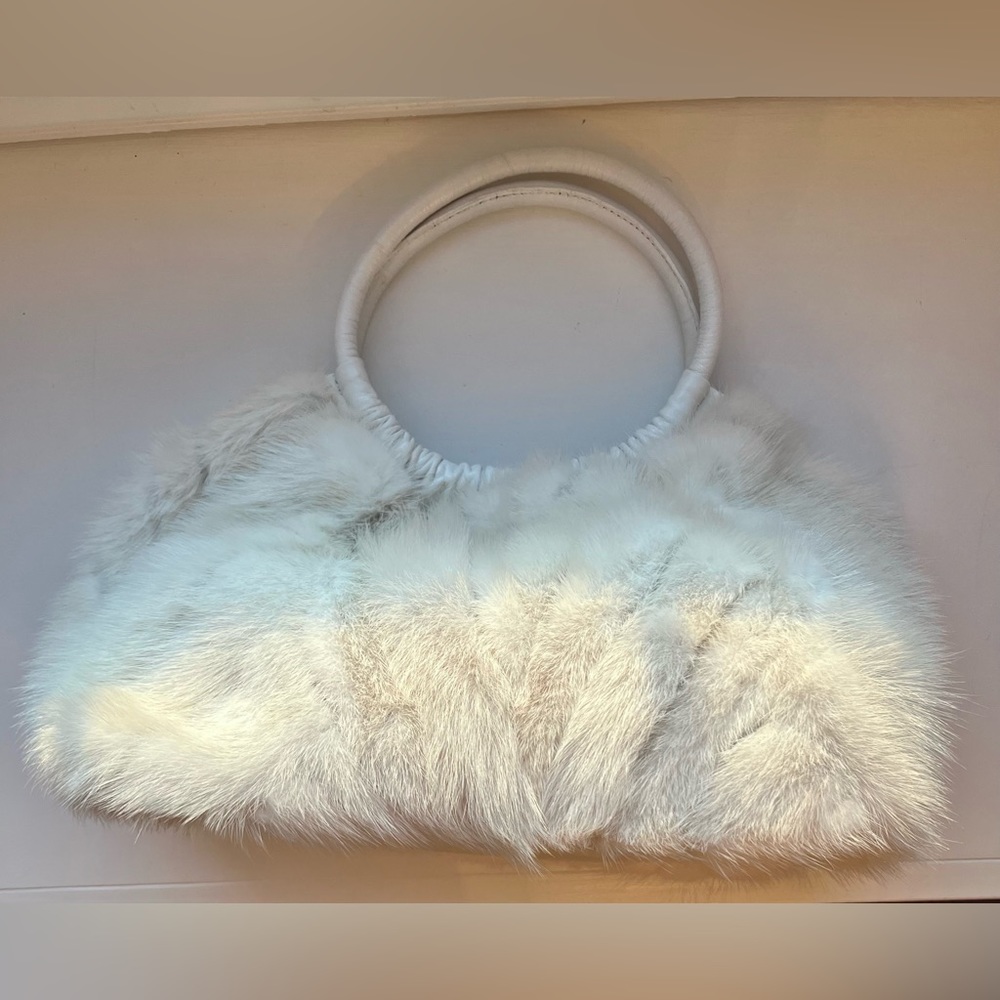 Paola del Lungo MINK bag cream/ white color